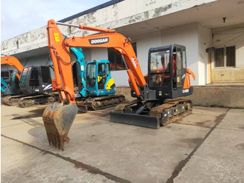 Minikoparka Doosan DH55: zdjęcie 4 Minikoparka Doosan DH55: zdjęcie 4