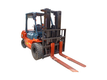 Wózek widłowy diesel TOYOTA