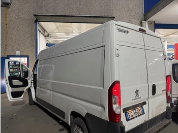 Furgon PEUGEOT Boxer