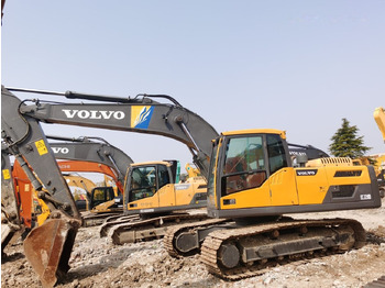 Koparka gąsienicowa VOLVO EC220