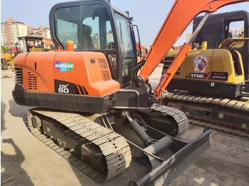 Minikoparka DOOSAN DX60