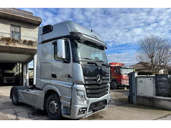 Ciągnik siodłowy MERCEDES-BENZ Actros