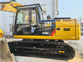 Koparka gąsienicowa CATERPILLAR 320D