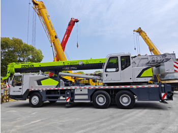 Dźwig samojezdny ZOOMLION ZTC251V