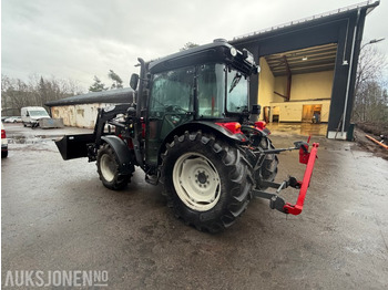 Ciągnik rolniczy 2024 Valtra F75 traktor - 219 arbeidstimer - Lilleseth 200 cm universalskuff SMS: zdjęcie 3 Ciągnik rolniczy 2024 Valtra F75 traktor - 219 arbeidstimer - Lilleseth 200 cm universalskuff SMS: zdjęcie 3