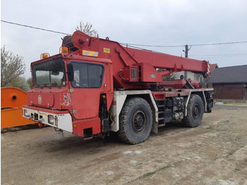 Żuraw szosowo-terenowy FAUN