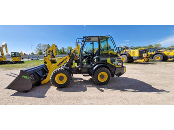 Ładowarka kołowa KOMATSU WA70