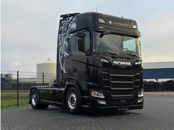 Ciągnik siodłowy SCANIA S 500