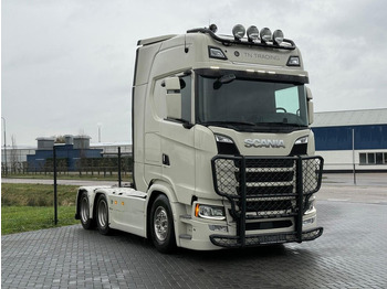 Ciągnik siodłowy SCANIA S 660