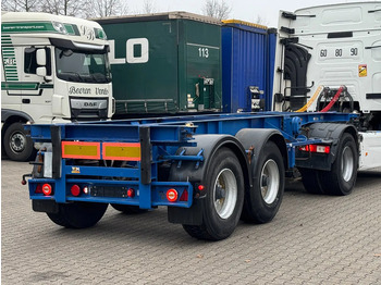 Naczepa kontenerowiec/ System wymienny VAN HOOL 20'