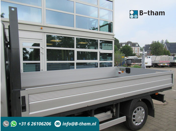 Samochód dostawczy skrzyniowy FORD Transit