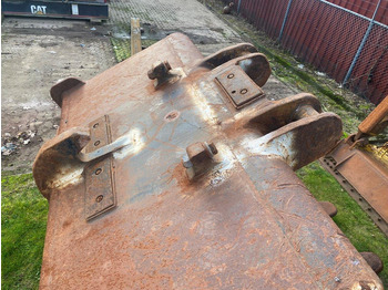 Łyżka KleppMek CAT 390 Heavy Duty KM4 - 8000: zdjęcie 5 Łyżka KleppMek CAT 390 Heavy Duty KM4 - 8000: zdjęcie 5