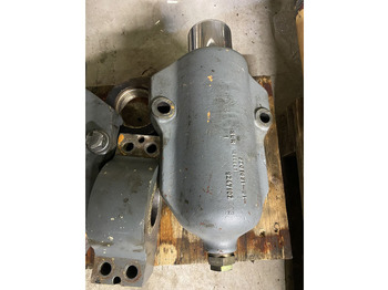 Siłownik hydrauliczny LIEBHERR