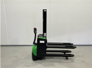 Wózek wys. podnoszenia CESAB