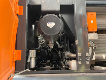 Koparka kołowa DOOSAN DX210