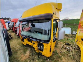 Kabina RENAULT Premium