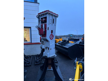 Młot hydrauliczny HAMMER