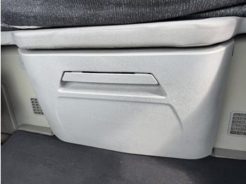 Kabina i wnętrze FORD