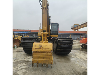 Pływająca koparka CATERPILLAR 320C