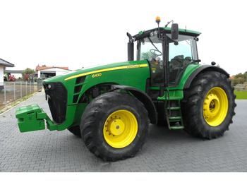 Ciągnik rolniczy JOHN DEERE 8030 Series