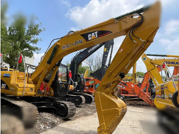 Koparka gąsienicowa CATERPILLAR 320CL: zdjęcie 3