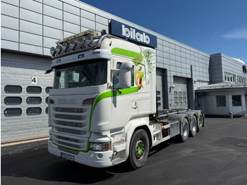 Ciężarówka hakowiec SCANIA R 520