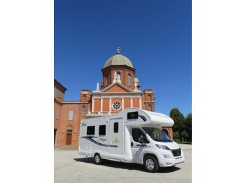 Nowy Kamper z alkową Fiat Ducato RETRACTABLE PLATFORM (300KG CAPACITY): zdjęcie 4