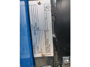 Ciągnik rolniczy New Holland T 5.120: zdjęcie 4 Ciągnik rolniczy New Holland T 5.120: zdjęcie 4