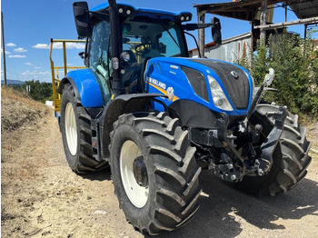 Ciągnik rolniczy NEW HOLLAND T6
