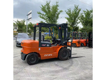 Wózek widłowy diesel TOYOTA