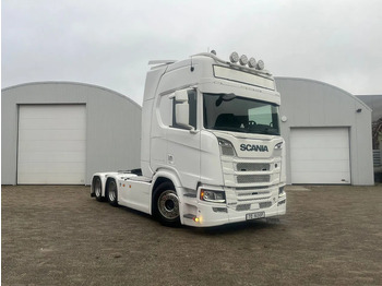 Ciągnik siodłowy SCANIA R 650