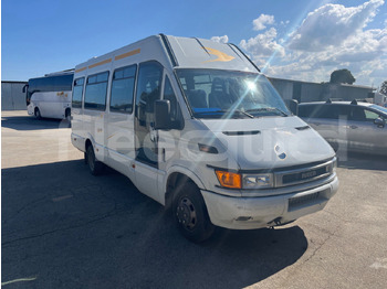 Podmiejski autobus IVECO