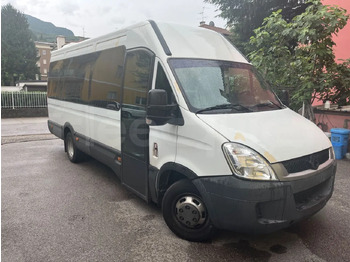 Minibus IVECO Daily