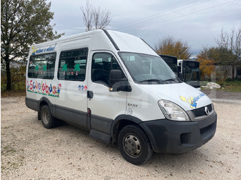 Autobus szkolny IVECO Daily