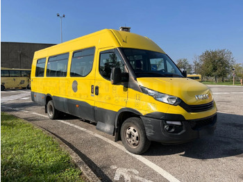 Autobus szkolny IVECO Daily