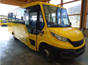 Autobus szkolny IVECO