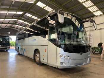 Turystyczny autobus MAN