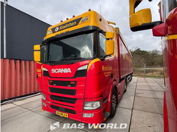 Ciągnik siodłowy SCANIA R 450