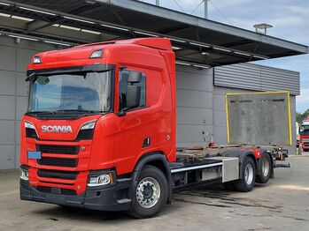 Samochód ciężarowy SCANIA R 520