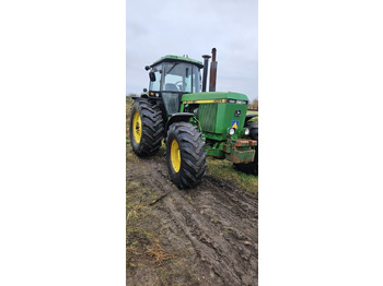 Ciągnik rolniczy JOHN DEERE 4055 Series