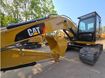 Koparka gąsienicowa CATERPILLAR 320D2