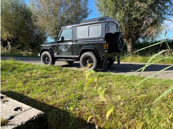 Samochód osobowy LAND ROVER