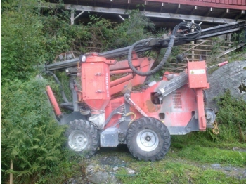 Wiertnica Sandvik Commando DC 300 R: zdjęcie 1