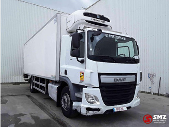 Samochód ciężarowy chłodnia DAF CF 330