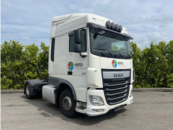 Ciągnik siodłowy DAF XF
