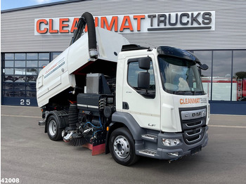 Zamiatarka uliczna JOHNSTON