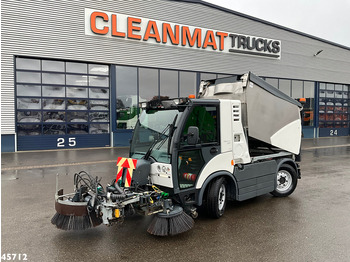 Zamiatarka uliczna HAKO