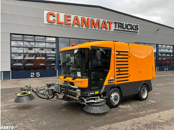 Zamiatarka uliczna RAVO