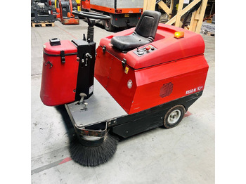 Zamiatarka przemysłowa