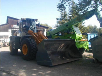 Ładowarka kołowa LIEBHERR L 556